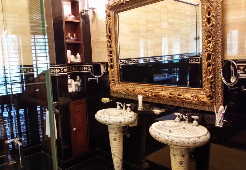 Awesome Kenny Hills Bungalow for Sale