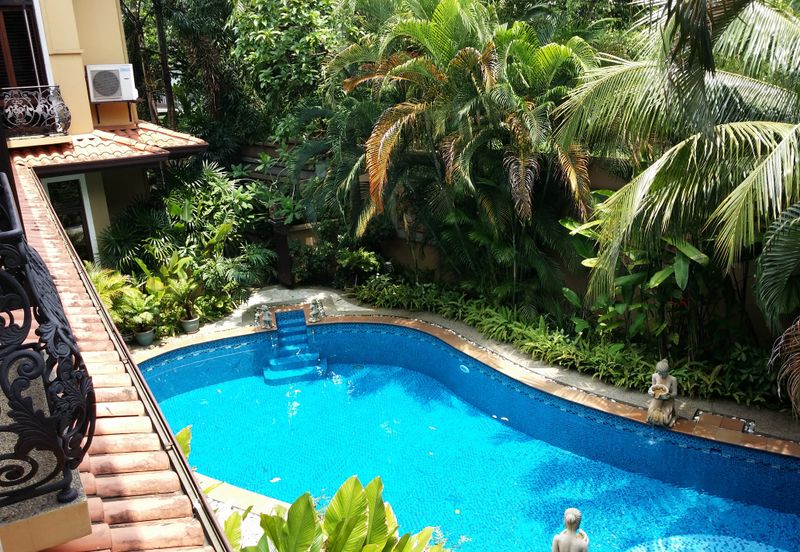 Awesome Kenny Hills Bungalow for Sale