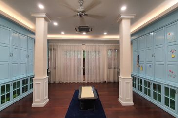 A Majestic Home For The Privileged Few