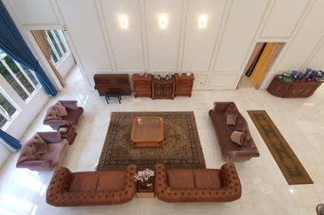 A Majestic Home For The Privileged Few