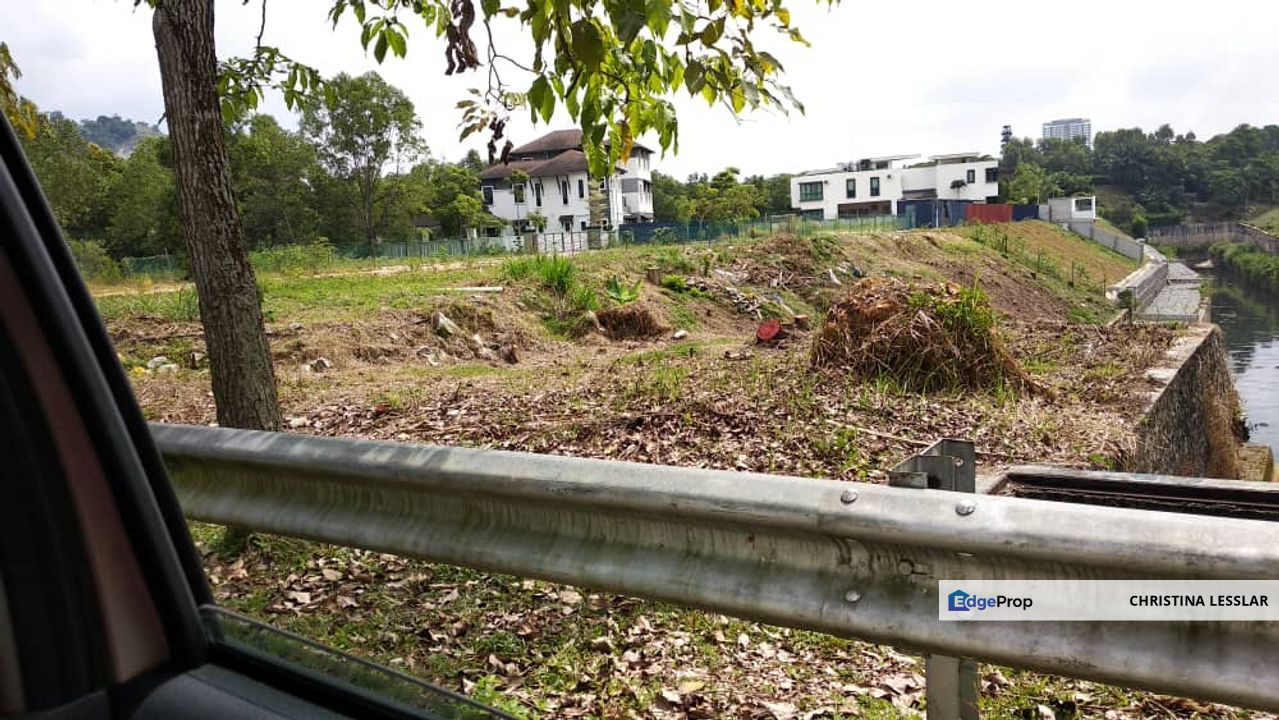 FLAT LAND FOR SALE for Sale RM1,300,000 By CHRISTINA LESSLAR EdgeProp.my