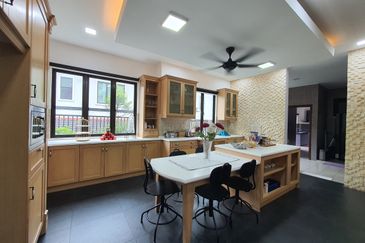 Seksyen 13, Shah Alam