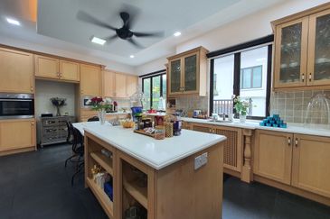 Seksyen 13, Shah Alam