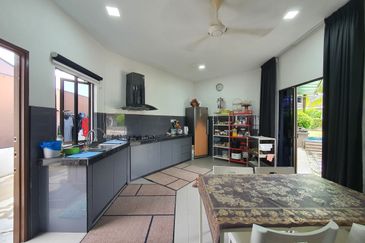 Seksyen 13, Shah Alam