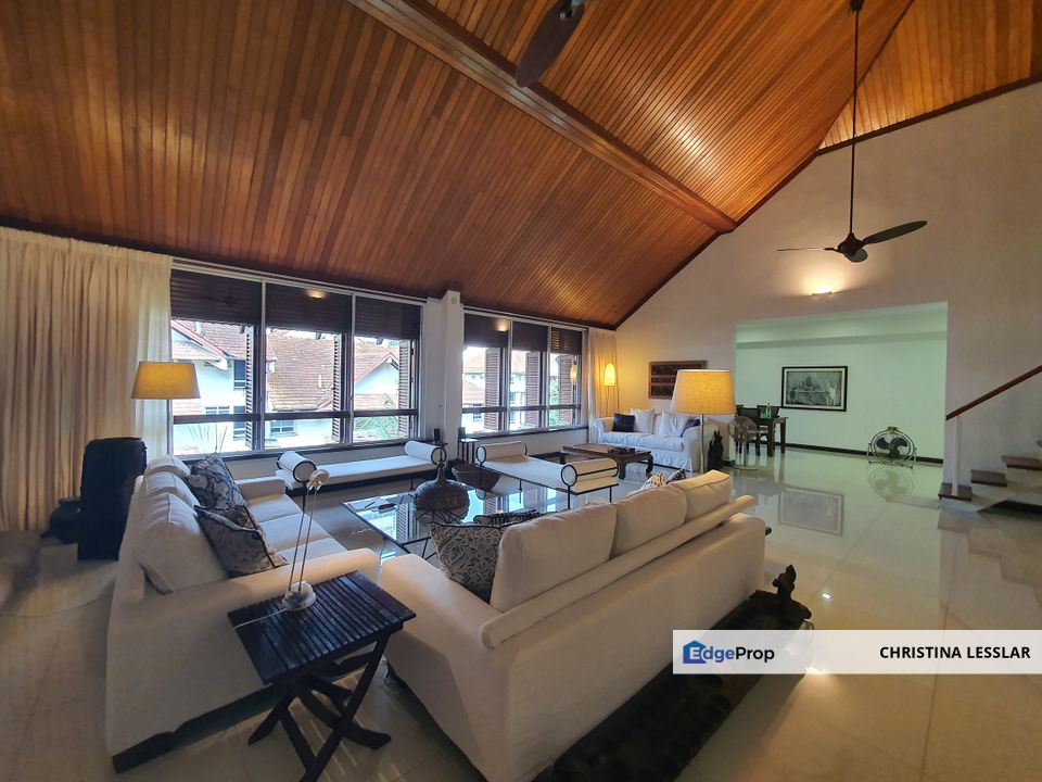 Enjoying The Best Of Both Worlds. A Resort Lifestyle Within The City, Kuala Lumpur, Taman U-Thant