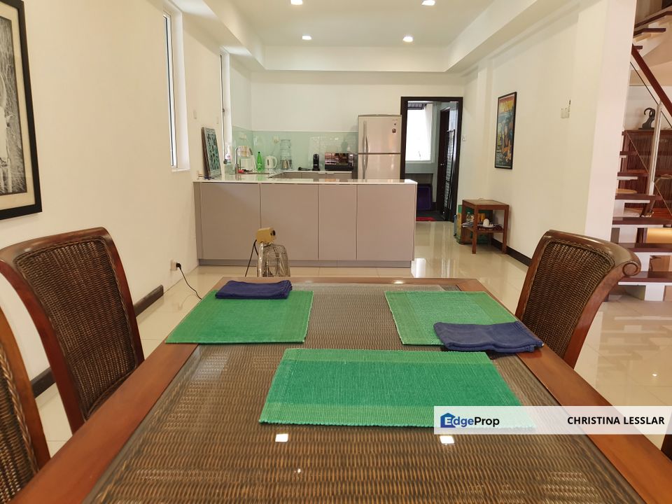 Enjoying The Best Of Both Worlds. A Resort Lifestyle Within The City, Kuala Lumpur, Taman U-Thant