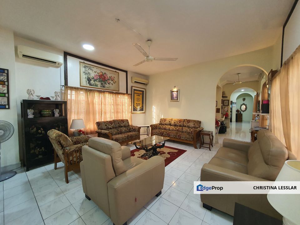 Must View To Appreciate!, Selangor, USJ