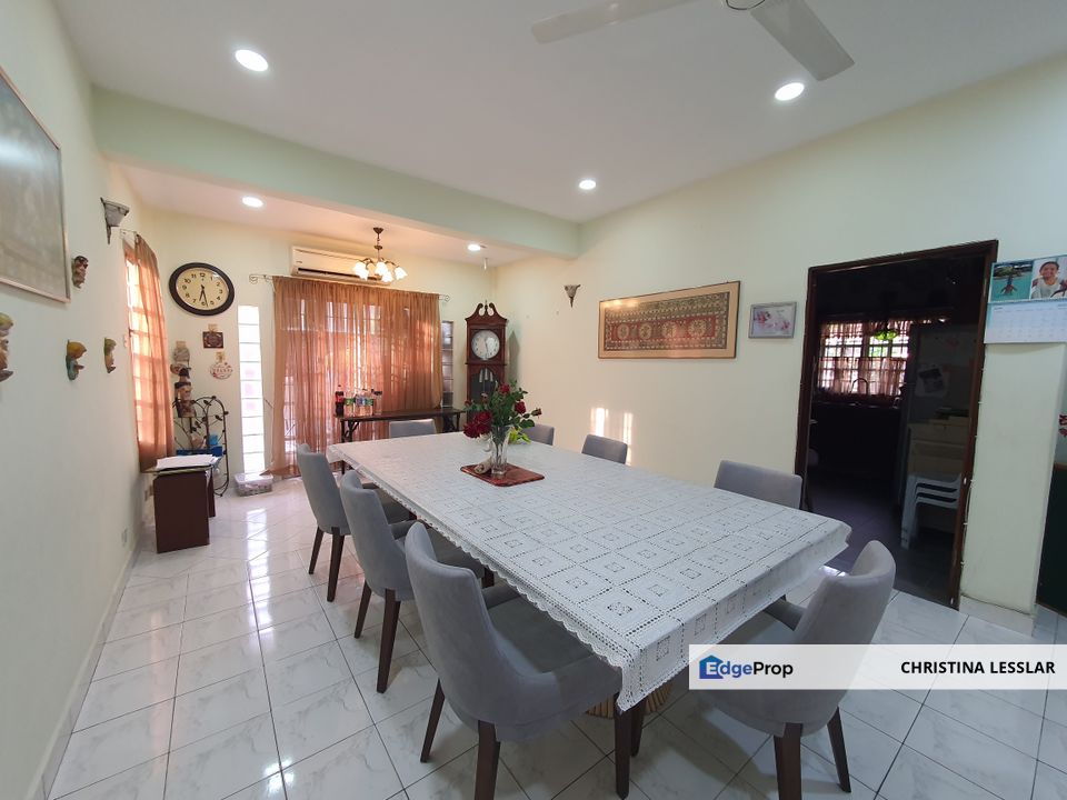 Must View To Appreciate!, Selangor, USJ