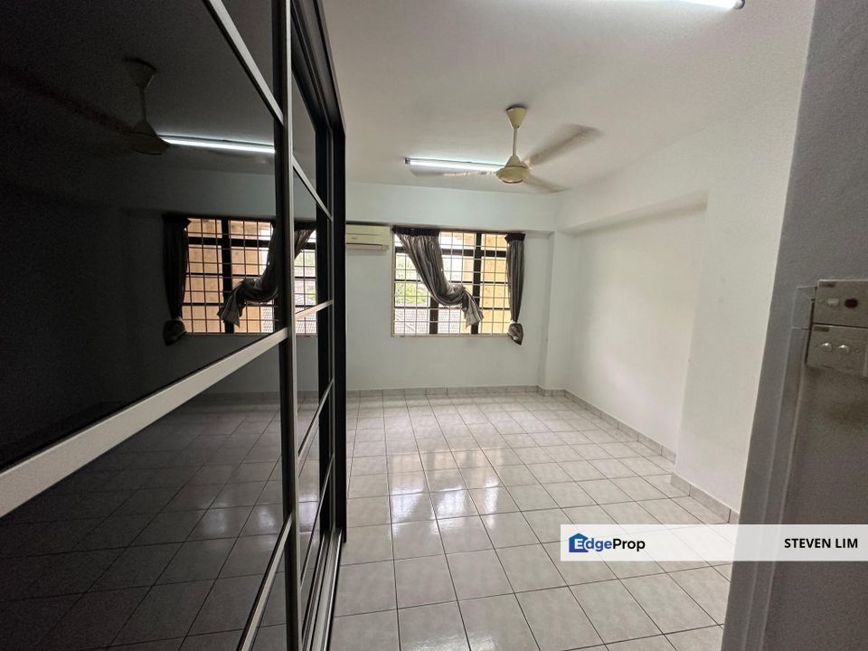 Corner unit for rent , Selangor, USJ