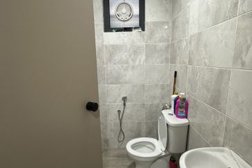 Kenwingston Square Garden