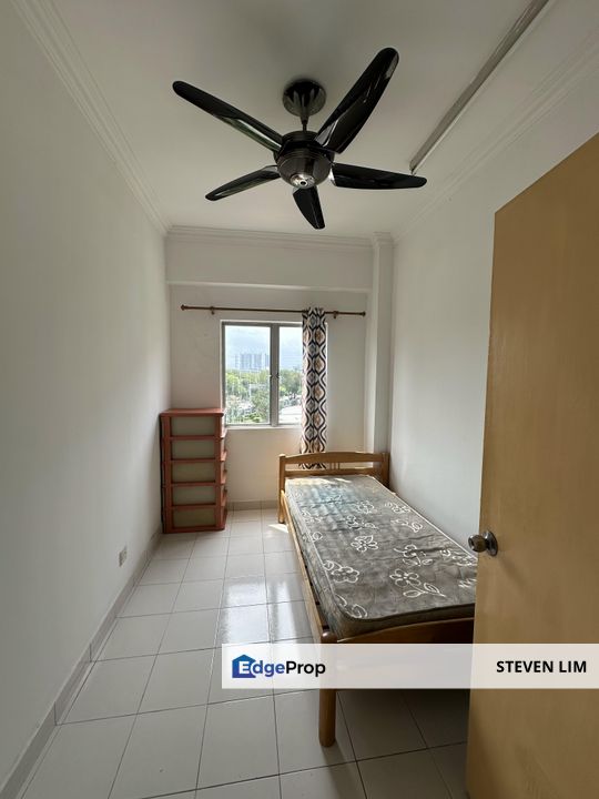 Walking Distance to MRT, Kuala Lumpur, Kepong