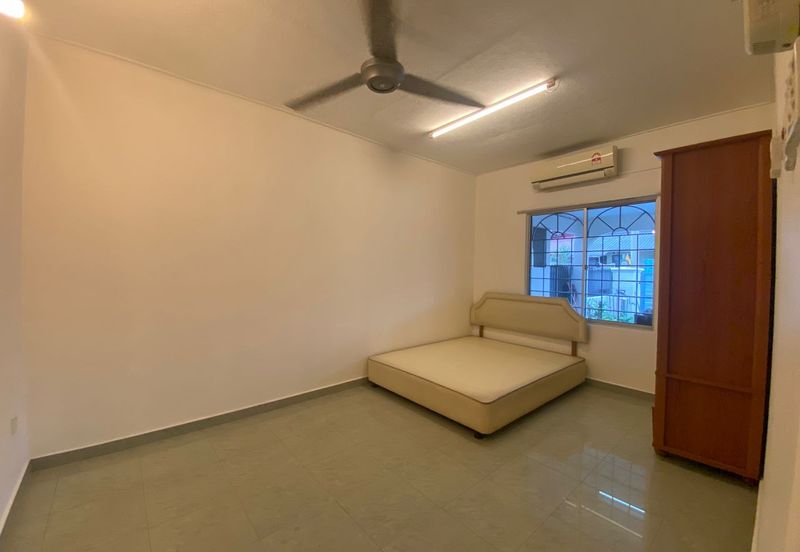 Seksyen 8, Petaling Jaya