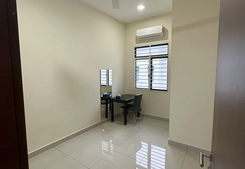 Scarlet @ Bandar Rimbayu