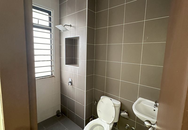 Scarlet @ Bandar Rimbayu