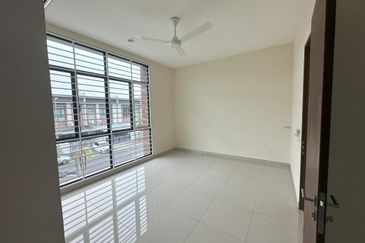 Scarlet @ Bandar Rimbayu