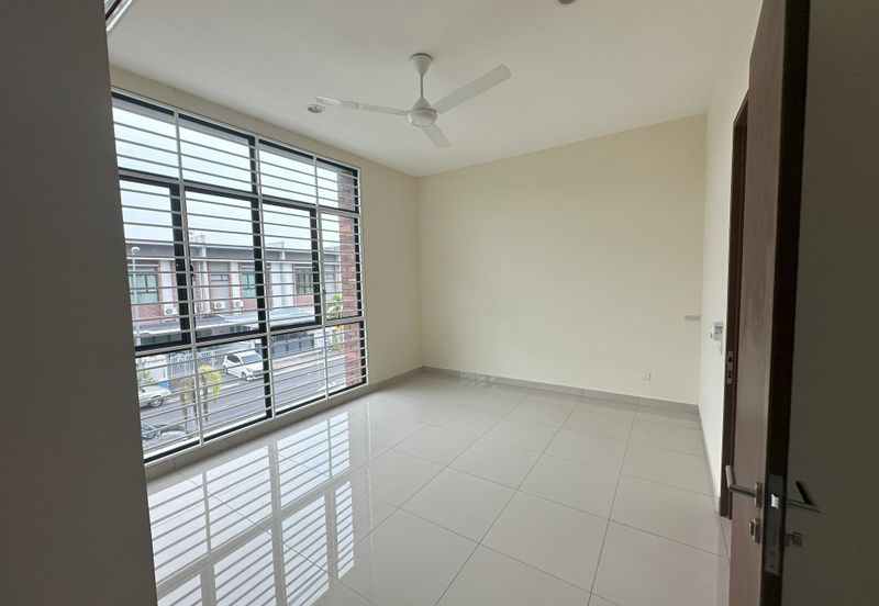 Scarlet @ Bandar Rimbayu