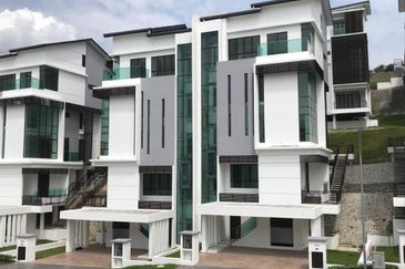 Kingsley Hills @ Putra Heights