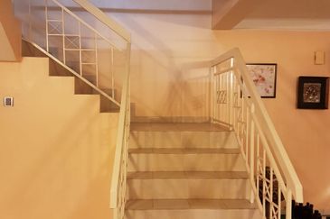 Jalan Puchong Utama 2/5