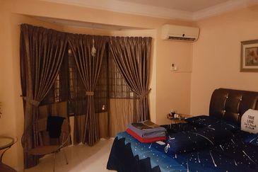 Jalan Puchong Utama 2/5