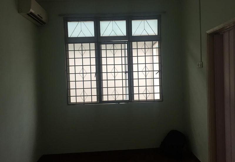 Subang Perdana Goodyear Court 10