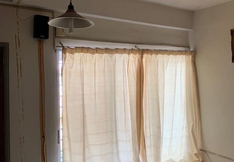 Jalan Taman Bukit Kinrara 1/4