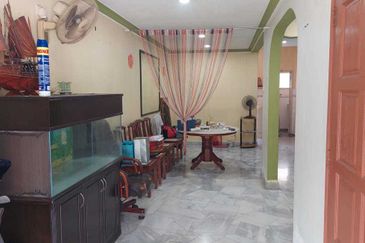 Jalan Putra Permai 10/1 Q