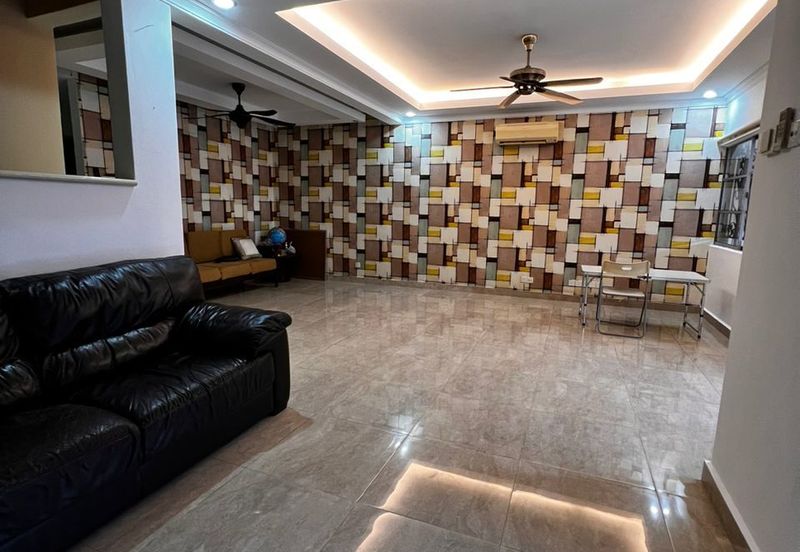 Jalan Putra Permai 10/1 C