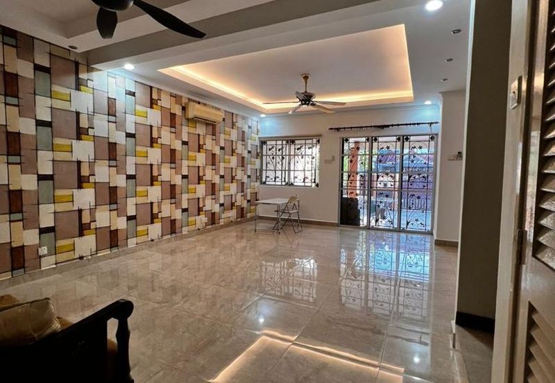 Jalan Putra Permai 10/1 C