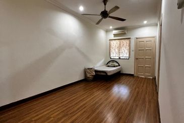 Jalan Putra Permai 10/1 C