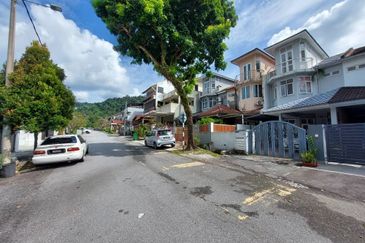 Jalan Bukit Utama 1/3