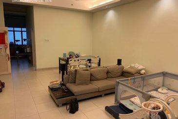 Puchong Bandar Puteri 11 Double Storey House For Sale 