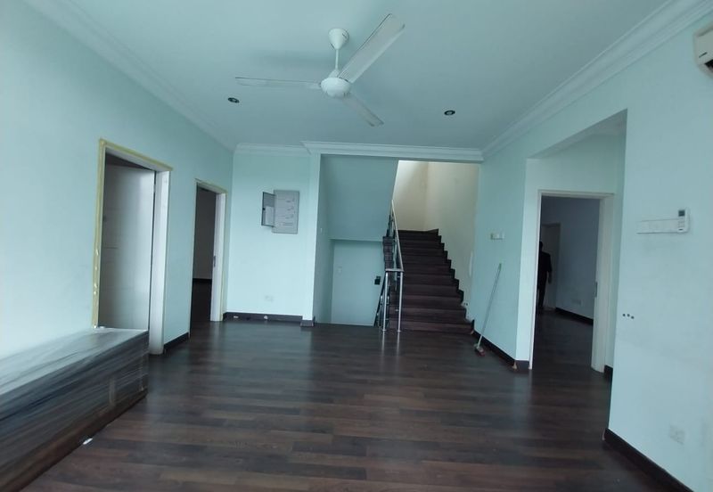 Endlot 2.5 Sty SuperLink Cyprus, USJ Heights, Subang Jaya