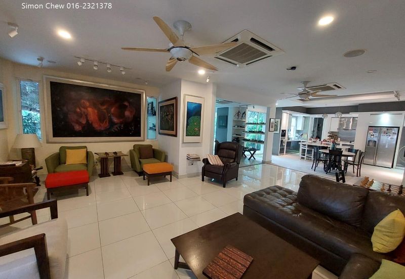 Usj Heights Capri 3 storey Corner House Huge Garden Subang Jaya