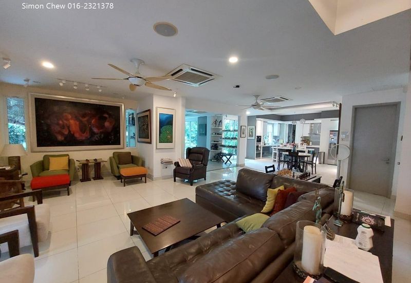 Usj Heights Capri 3 storey Corner House Huge Garden Subang Jaya