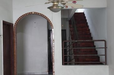 Jalan Bandar Kinrara 2/7