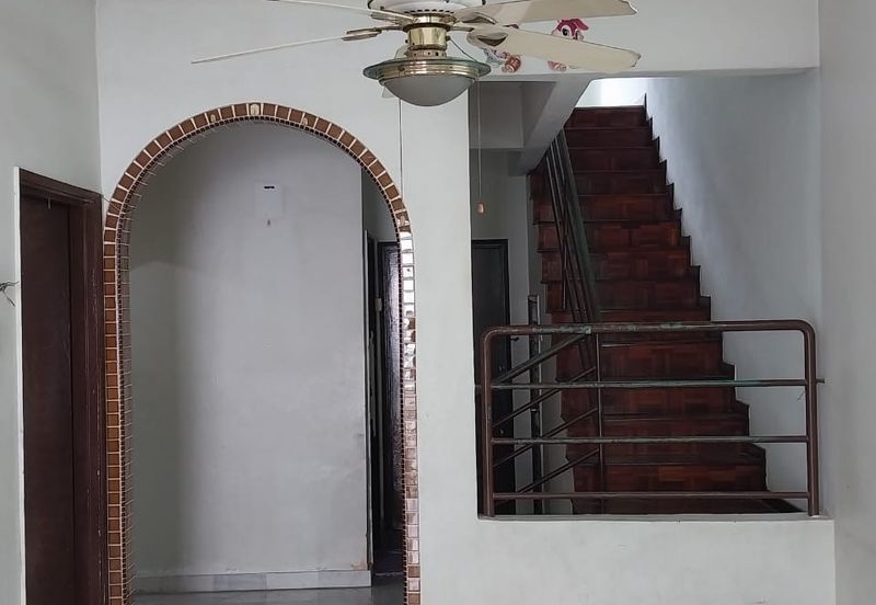 Jalan Bandar Kinrara 2/7