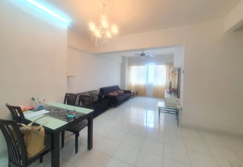 Main Place Residence