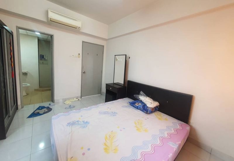 Main Place Residence