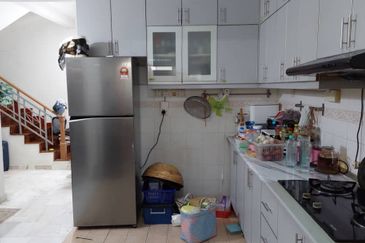 Endlot Subang Jaya Usj 3C Double Storey House For Sale