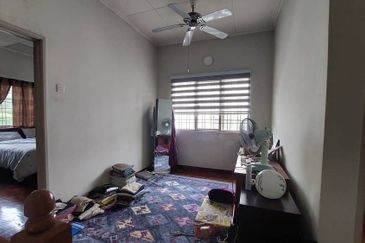 Endlot Subang Jaya Usj 3C Double Storey House For Sale