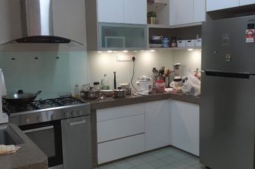 Jalan Putra Bistari 2/5A