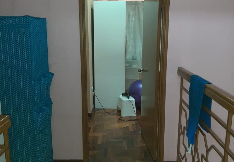 Jalan Putra Bistari 2/5A