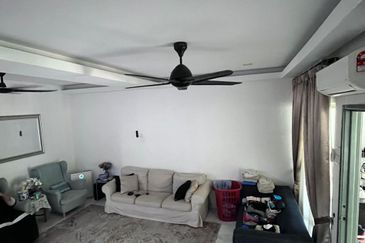 Jalan Putra Bahagia 8/2A