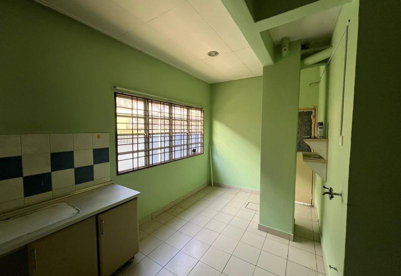 Jalan Putra Indah 9/16