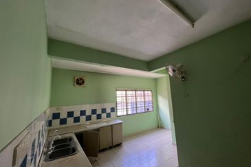 Jalan Putra Indah 9/16