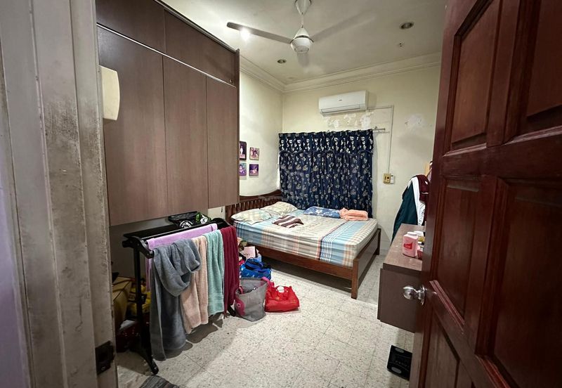 Taman Kinrara Seksyen 1