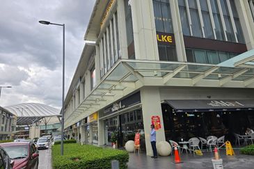 Bukit Jalil City Signature Shop Office