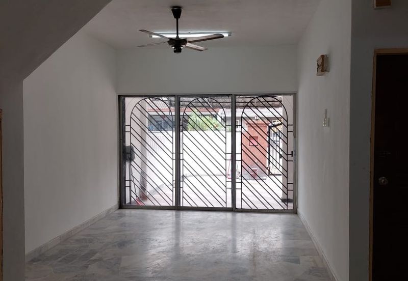 Taman Kinrara Seksyen 2