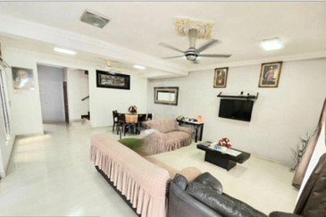 Jalan Putra Permai 10/2  I