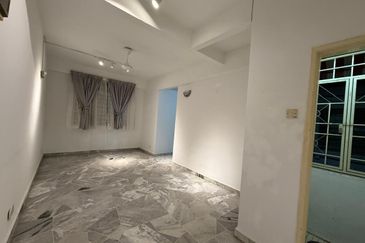 Subang Perdana Goodyear Court 10